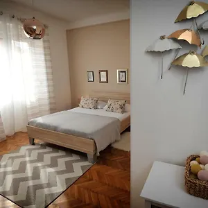 Celtis Apartment